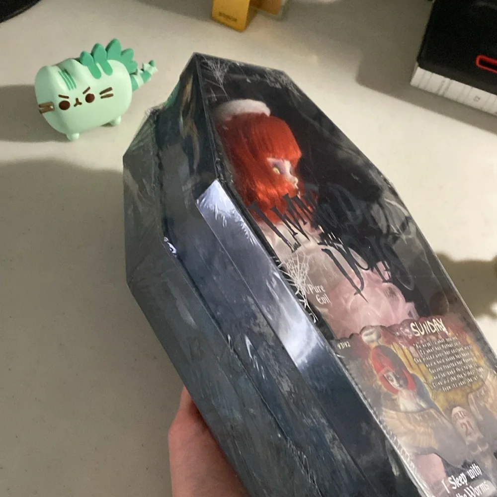 Living Dead Dolls Sunday